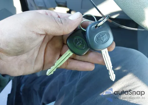 2013 Toyota Sienna Le V6 8 Passenger from USA, damaged, VIN 5TDKK3DC1DS317037